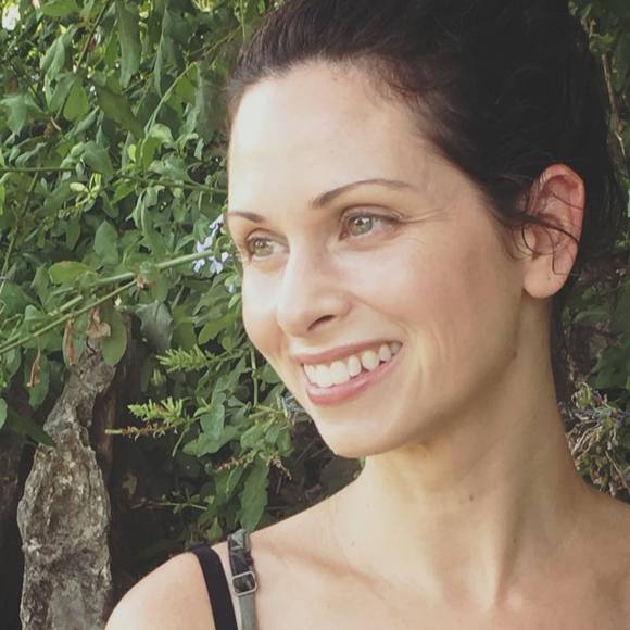 Meet your Posher, Kelly - Picture 1 of 1